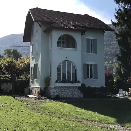 La Jeannot Holiday home *